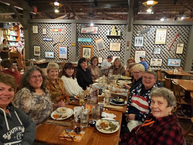 L a d i e s '   L u n c h e o n   A t   C r a c k e r   B a r r e l   R e s t a u r a n t   I n   L a f a y e t t e ,   I n d i a n a   